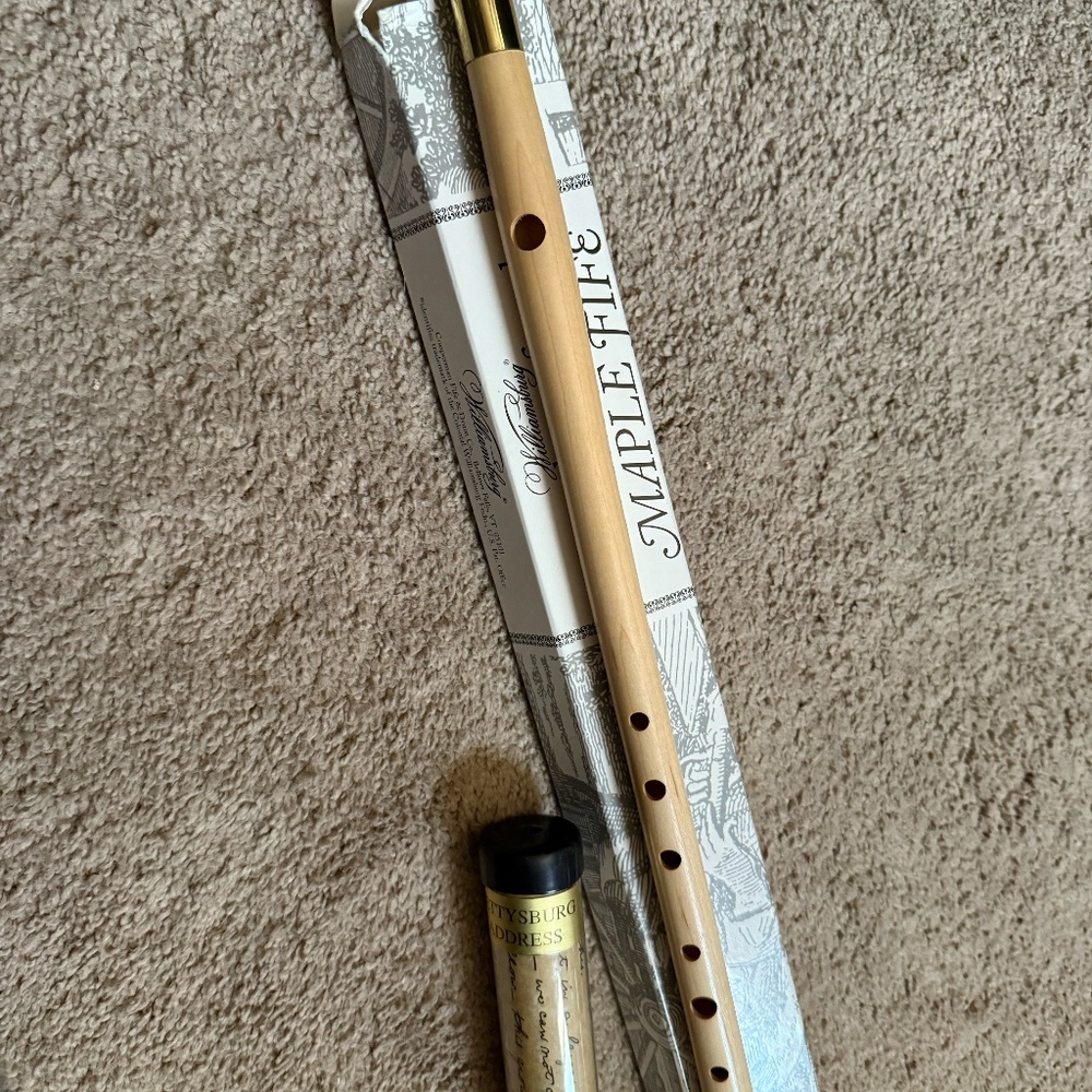 Vintage Handcrafted Cooperman Souvenir Maple Fife + Copy of Gettysburg Address - Picture 2 of 4